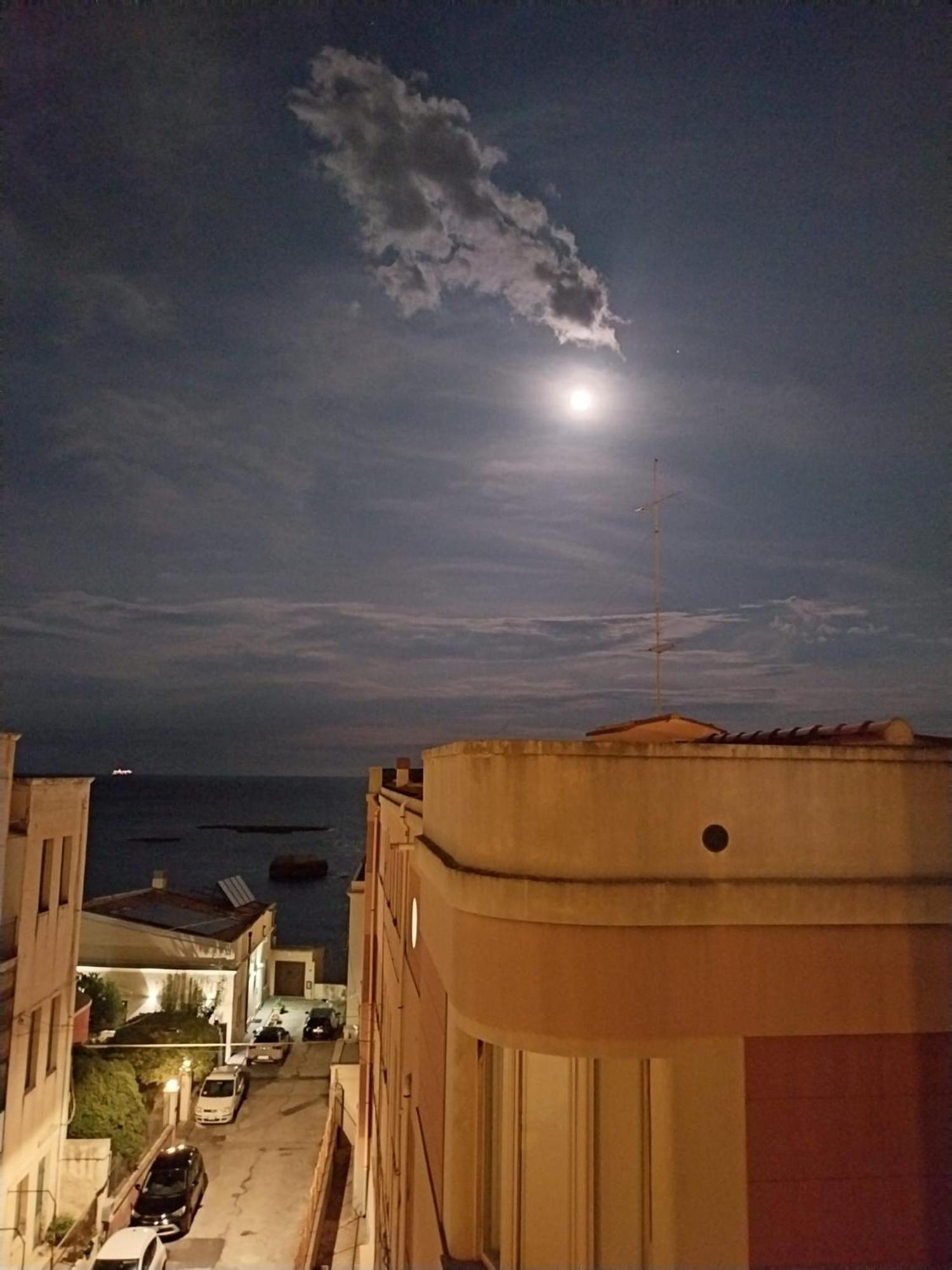 Sea View Apartment Syracuse ภายนอก รูปภาพ